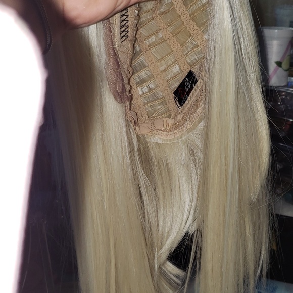 Wig - Picture 2 of 2